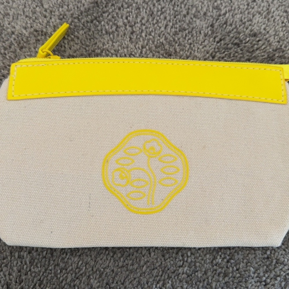 Shiseido makeup/cosmetic bag
